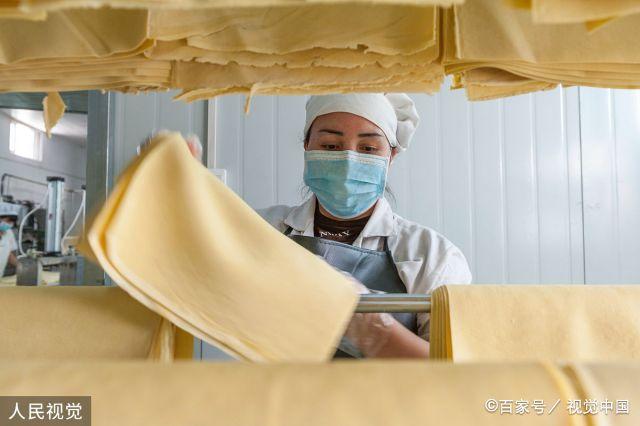 新疆阿克苏 产销两旺豆飘香，工人干劲足迎销售旺季